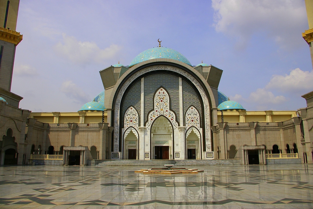 Islamic building wallpapers