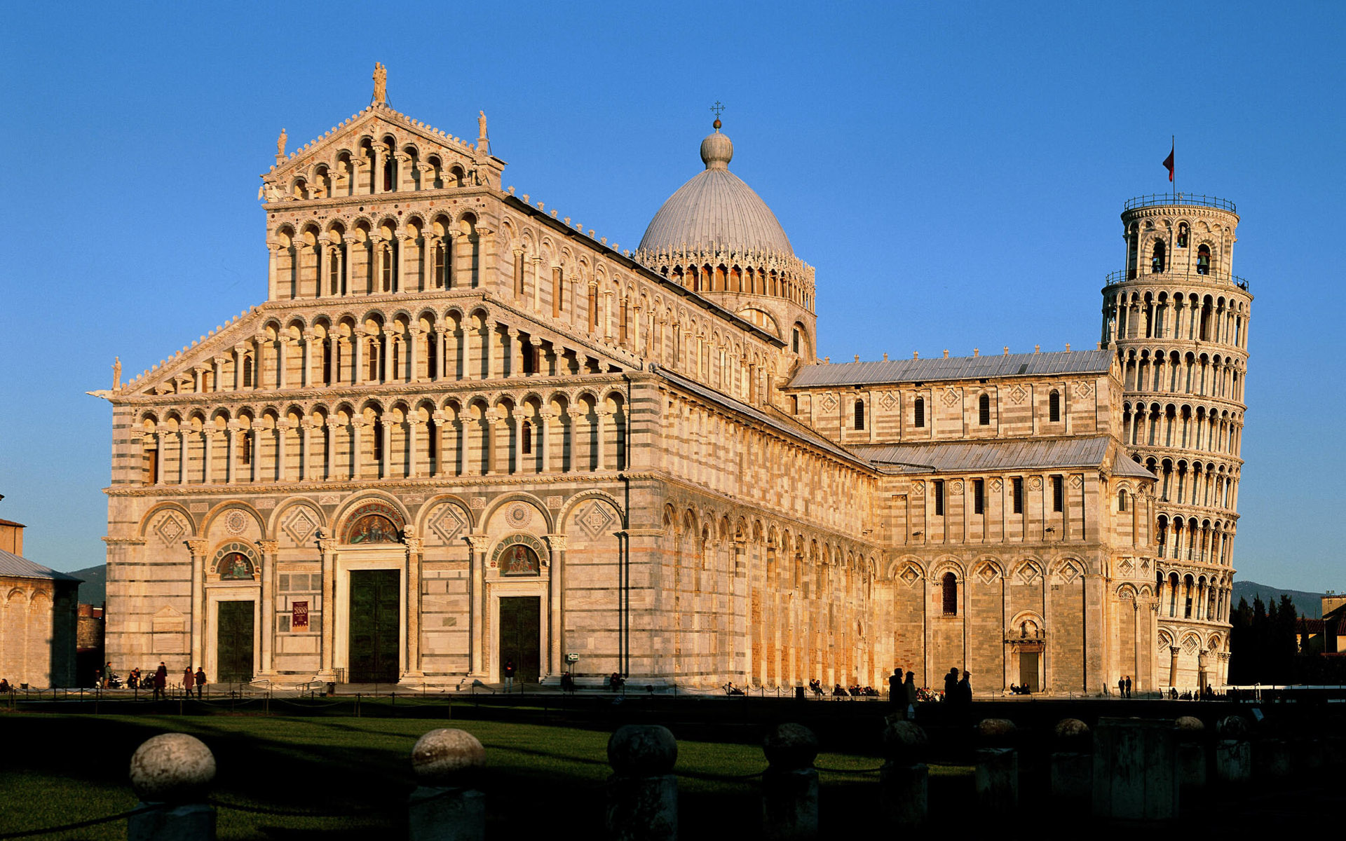 Leaning Tower of Pisa, Italy скачать